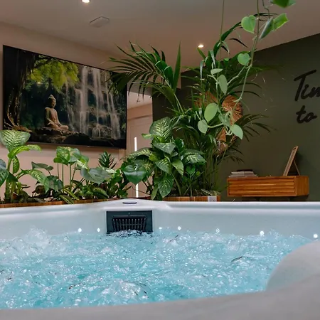 Trinidad Vibes - And * איירה-סור-לה-ליס